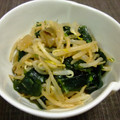 てぃぐまな's cooksnap of when they made もやしとわかめのザーサイ炒め.