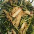 キャロ♪'s cooksnap of when they made ジャガイモと空心菜のシャキシャキ炒め.