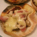 NAOばあさん's cooksnap of when they made あまった餃子の皮で！簡単ミニピザ.