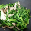ひなﾏﾏ。's cooksnap of when they made 舞茸と菜の花のにんにく炒め.