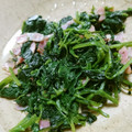 コハナ＊'s cooksnap of when they made 簡単小鉢♪ほうれん草ベーコンのバター炒め.