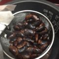 hikajiri's cooksnap of when they made 簡単で美味しい炊飯器で蒸し紫花豆.