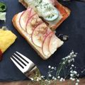 アリエルchan。's cooksnap of when they made 美味しい朝食♪林檎クリームチーズトースト.