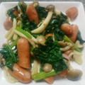 NAOばあさん's cooksnap of when they made ほうれん草とソーセージのバタソル炒め☆.