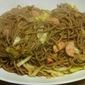 タキシード犬's cooksnap of when they made 蕎麦の麺焼きそばにリメイク‼.