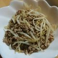 ～★じゅりんご★～'s cooksnap of when they made 安い！楽チン！豚ミンチともやしの炒め物♪.
