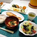 おたまりん's cooksnap of when they made 新タマネギとワカメの絶品中華サラダ！.