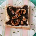 うに子's cooksnap of when they made おやつに♡チョコソース＆クッキートースト.