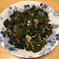 3Lz3Lo's cooksnap of when they made 簡単で絶品。わかめとしらすのさっぱり炒め.
