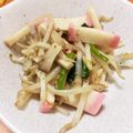 ひい◡̈♥︎'s cooksnap of when they made 節約！もやしとかまぼこのペペロンチーノ風.