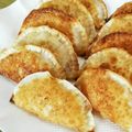 まーなおママ's cooksnap of when they made りんご煮込みを入れたアップル焼きギョーザ.