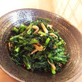 arakiguma's cooksnap of when they made 春菊の塩炒め.
