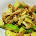 cocoxnuts's cooksnap of when they made お弁当にも♪鮭フレークとアボカドの炒め煮.