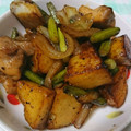 ゆかちん☆De's cooksnap of when they made ✿鶏肉＆ポテトのにんにく黒胡椒炒め✿.
