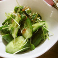 低カロ探検隊's cooksnap of when they made きゅうりとカイワレの梅肉和え★.