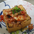 aiuポポ's cooksnap of when they made そりゃー旨いよね。厚揚げキムチやっこ。.