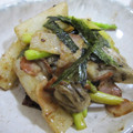 ｋ☆ｍ's cooksnap of when they made 長いもと舞茸の胡麻ドレ炒め.