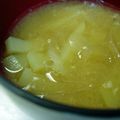 とーみママ's cooksnap of when they made ☆たまねぎとじゃがいものお味噌汁☆.