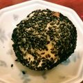 サムウェル's cooksnap of when they made 熱々・簡単・ごま団子.
