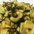 yumizu2525's cooksnap of when they made セロリ塩昆布.