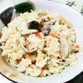 KUMI KUMI's cooksnap of when they made ☺豆腐と人参としめじの簡単炊き込みご飯☺.