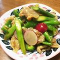 YUKIKI☆'s cooksnap of when they made 豚肉とアスパラの彩りオイバター炒め.