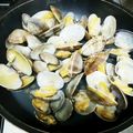 えりえりえりやん's cooksnap of when they made パパのアサリの蒸し焼き.
