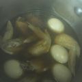 アヤコウ1018's cooksnap of when they made 調理師さんの鶏手羽先と卵の照り煮.