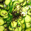 ☆MHK☆'s cooksnap of when they made 簡単!!!きゅうりと塩昆布の和え物.