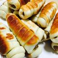 tra1021's cooksnap of when they made 発酵不要！ウインナーロールパン.