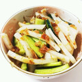ようK's cooksnap of when they made きゅうりの梅と鰹節としそ和え.