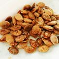 カミツレ＊＊＊'s cooksnap of when they made カボチャの種で簡単おやつ.