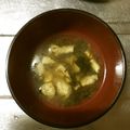 sakutakuhitoshu's cooksnap of when they made もずくとお揚げの麦味噌汁.