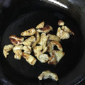 ★さやん★'s cooksnap of when they made 簡単おつまみ！ 鶏皮の甘辛焼き.