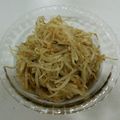 めめっち３'s cooksnap of when they made もやしナムル。.
