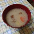 ラリー＆サラ's cooksnap of when they made 野菜たっぷり白菜と人参なめこのお味噌汁.