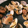 Frakit's cooksnap of when they made 簡単、シンプル！あさりの酒蒸し.