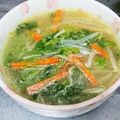 もぐ・ω・くま's cooksnap of when they made ごま油香る、白菜の外葉の味噌汁.