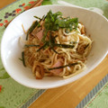 komutatata's cooksnap of when they made 和えるだけ☆ちくわとハムのなめ茸パスタ.