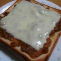 cafe-cafe's cooksnap of when they made キーマカレーでとろーりチーズトースト☆.