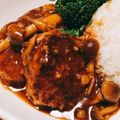 つきうき's cooksnap of when they made 材料3つ+αだけ　ハンバーグソース.