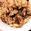 yama-chan's cooksnap of when they made さんまの蒲焼き缶としめじの炊き込みご飯.