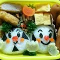 324maki11's cooksnap of when they made キャラ弁　おむすびまん と こむすびまん.