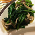 peanut32m's cooksnap of when they made しめじとほうれん草のバター醤油炒め.