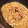 rlllllll's cooksnap of when they made 丼・おかずに♪豚肉×玉ねぎ♡たまごとじ.