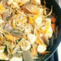 （笑）'s cooksnap of when they made ゴボウと鶏肉のガーリック味噌炒め.