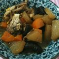 まきシンガポール's cooksnap of when they made 鳥もも肉と干し椎茸の素朴な美味しい煮物.