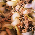 ルナっちルナルナ★☆'s cooksnap of when they made 豚こまと玉ねぎの生姜焼き風*.