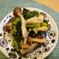 北海道伯爵's cooksnap of when they made ☆生姜で☆ほうれん草とｷﾉｺのごま和え.