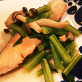 kally105's cooksnap of when they made 塩鮭アレンジ！鮭と きのこの白だし煮＊ﾟ.